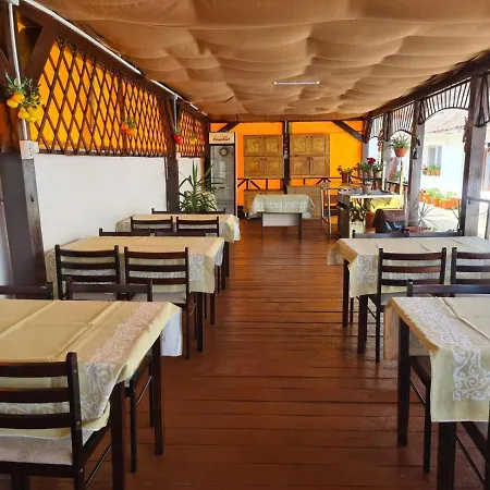 Guest house Vila Cristina *